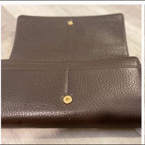 Micheal Kors dark chocolate brown wallet